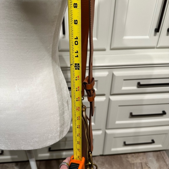 Margot Tan Leather Crossbody Bag - Picture 13 of 15